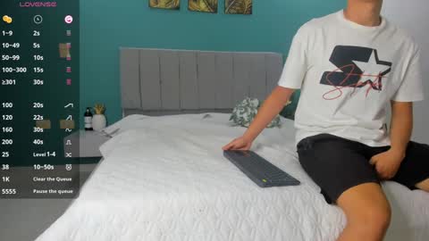 Strong Couple online show from January 25, 2:47 am