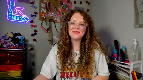 Strwbby online show from July 2, 3:23 am