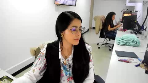 studcb_ online show from March 4, 7:54 pm