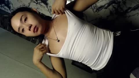 stunning_andrea69 online show from July 12, 11:08 pm