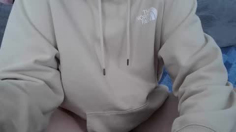 subietimm91 online show from January 6, 6:23 pm