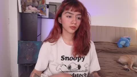 Zoe online show from April 11, 9:30 pm