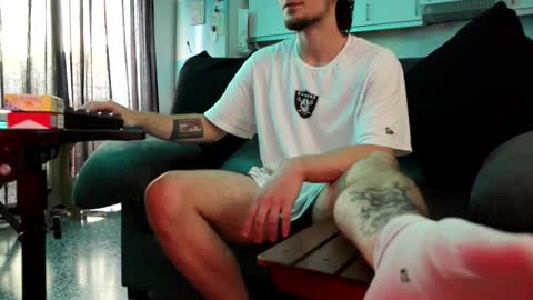 Im Substanc3  online show from September 18, 5:28 pm