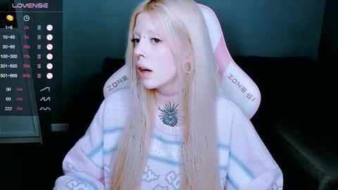 succubus_leslie online show from December 3, 11:48 pm