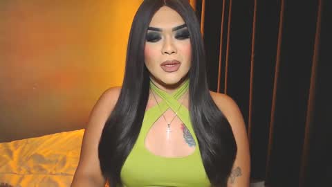 JADE ELYSE online show from December 2, 5:10 pm