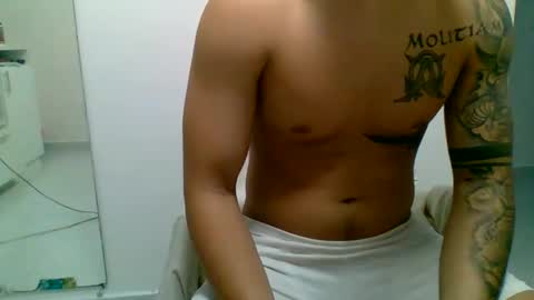 suetsemsay online show from November 11, 12:13 am