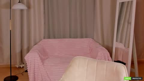 sugamomy online show from December 4, 2:22 am