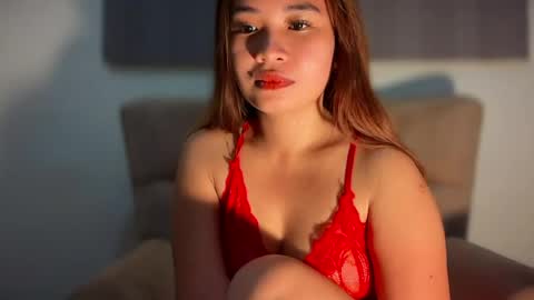 sugar_sy online show from June 18, 11:15 am