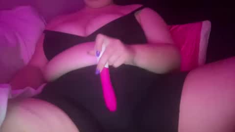 Snapshot of sugarbabeepay18 chatting on February 4, 2:17 am sugarbabeepay18 online show from February 4, 2:17 am