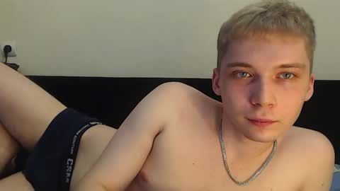 Snapshot of sugarrebit chatting on February 14, 2:02 pm Sugarbutter  online show from February 14, 2:02 pm