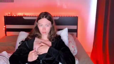 Lola online show from July 12, 12:03 am