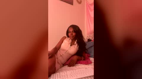 Kim Lee online show from June 30, 11:42 am