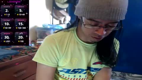 suggabrown_ online show from July 28, 4:51 pm