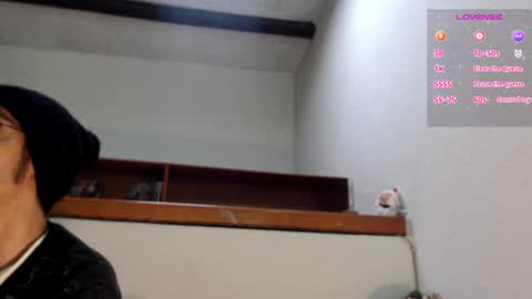 suggabrown_ online show from March 12, 2:10 pm