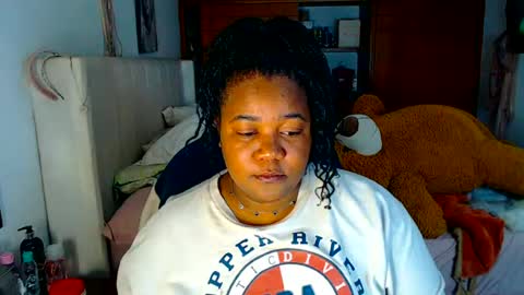 Cami   Back in 2 hours online show from June 14, 5:20 am