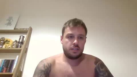 Snapshot of suggs124 chatting on September 19, 7:39 pm suggs124 online show from September 19, 7:39 pm