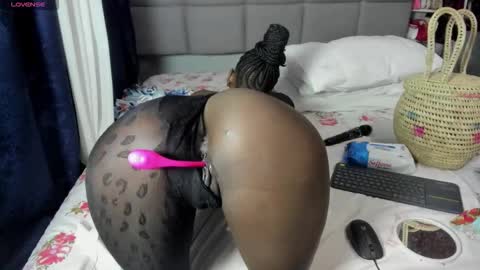 suhaila_suu online show from March 5, 1:14 am