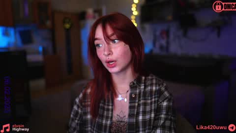 Snapshot of suk_ki chatting on February 6, 12:54 am Lika ginger Jessy blond online show from February 6, 12:54 am