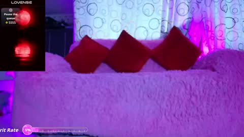    online show from August 4, 5:42 pm