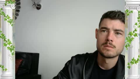 The Sultan online show from December 1, 7:01 pm