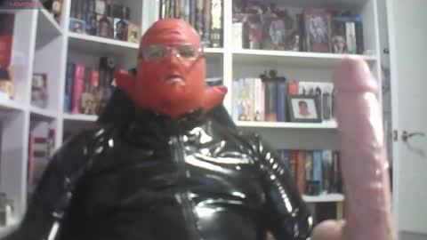 Sumisolatex online show from December 4, 7:02 pm