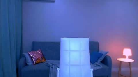 Christina online show from April 13, 7:40 pm