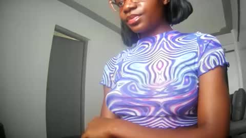 summerbuddy online show from October 31, 10:15 am