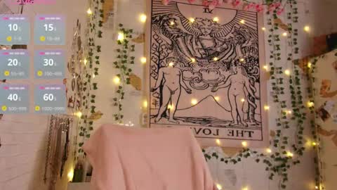 summerhazee online show from February 16, 6:50 pm