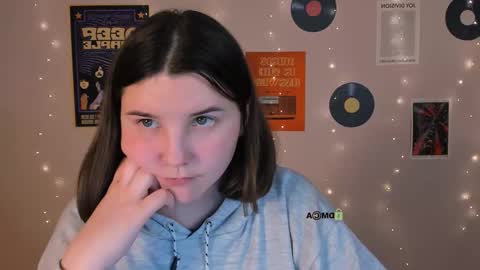 sun_julia online show from November 11, 3:36 pm