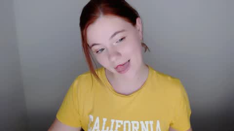 Snapshot of sun_lovely chatting on September 16, 8:45 pm Alexi online show from September 16, 8:45 pm