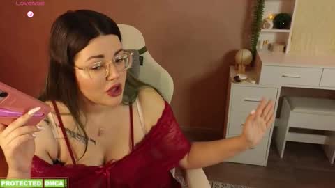 Tina. Im topless model  online show from November 30, 9:05 am