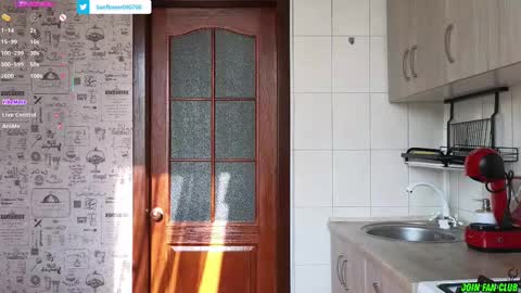 Tina. Im topless model  online show from February 12, 8:59 am