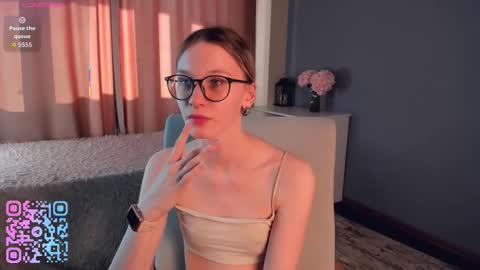 Kiki online show from March 2, 5:08 am