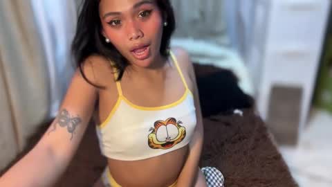 ANGEL-DONT FORGET TO THUMBS UP AND FOLLOW online show from November 3, 4:46 am