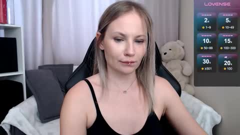 Naomi online show from February 21, 8:06 am