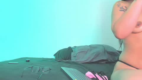 Christian Vanessa online show from October 6, 2:18 am