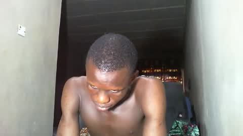 Sunnyblack2 online show from December 5, 2:15 pm