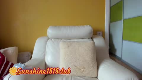 Angela  Sunshine1818club online show from October 4, 7:50 am