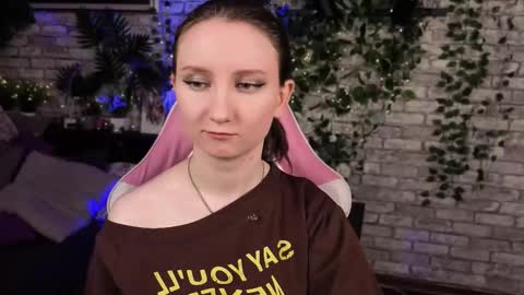 Alice online show from February 28, 5:17 pm