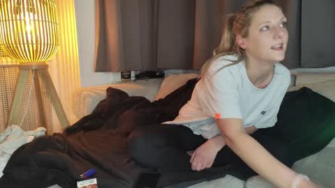 Ava online show from January 11, 11:13 pm