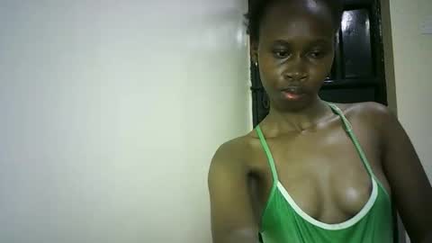 Snapshot of sunshine_g chatting on October 22, 8:54 pm Sunshine online show from October 22, 8:54 pm