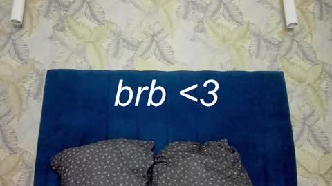 Una online show from March 11, 2:10 am