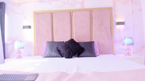 Susann online show from October 18, 8:02 pm