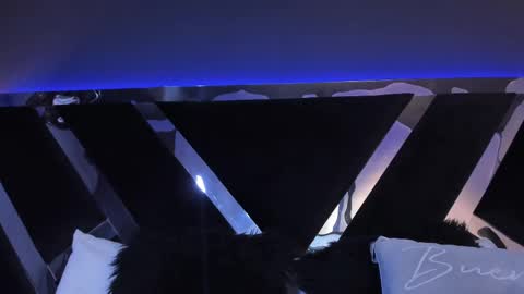 Susann online show from October 2, 9:13 pm