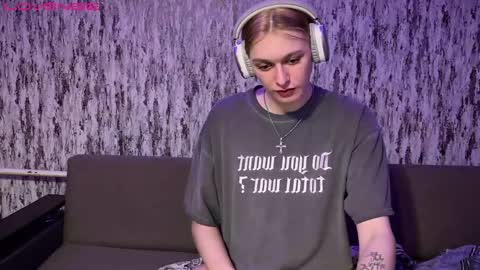 Snapshot of susan228 chatting on January 17, 2:28 pm Vladiva online show from January 17, 2:28 pm