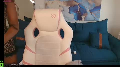 Susan online show from March 1, 7:29 pm