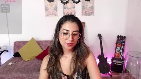 Susana hendrix    online show from October 27, 6:19 pm