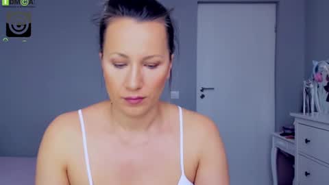 SusanJewel online show from March 11, 7:35 am