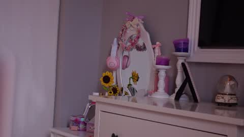 SusanJewel online show from June 24, 9:27 am