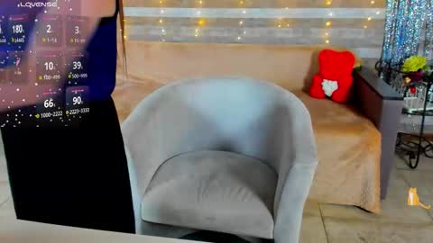 susansmitt online show from March 1, 12:15 am